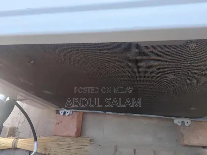 Dawlance 1.5 Ton DC Inverter Air Conditioner - Excellent Condition