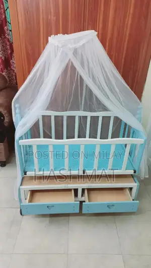 Photo - Wooden Baby Cot for Newborns and Toddlers