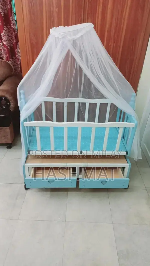 Wooden Baby Cot for Newborns and Toddlers