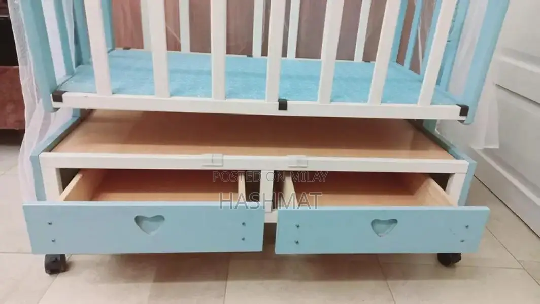 Wooden Baby Cot for Newborns and Toddlers