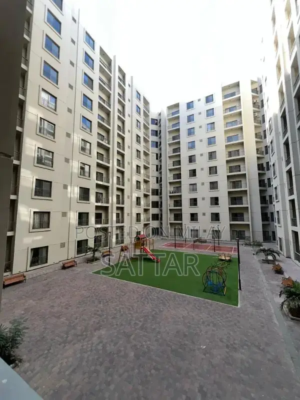 540sq Ft 1BHK Luxury Flat Available On INSTALLMENTS. Paragon Towers Ar