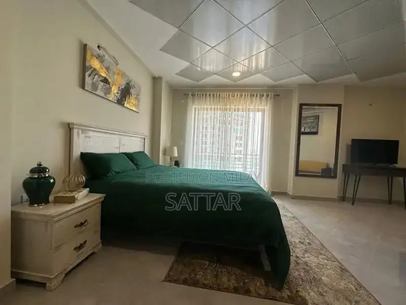 540sq Ft 1BHK Luxury Flat Available On INSTALLMENTS. Paragon Towers Ar