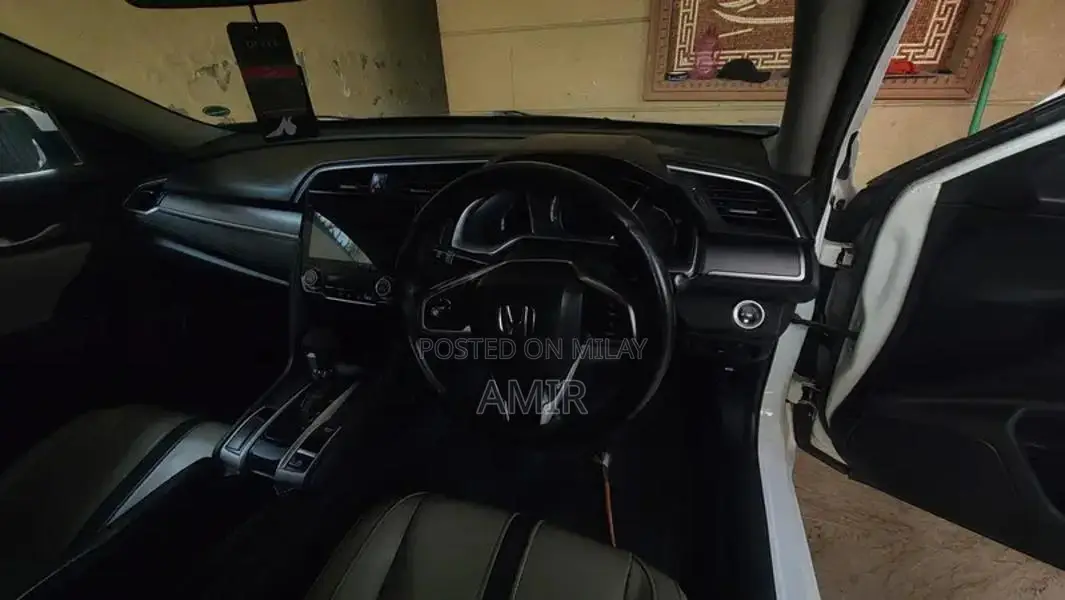 Honda Civic IVTEC Oriel 2018 Sedan Automatic