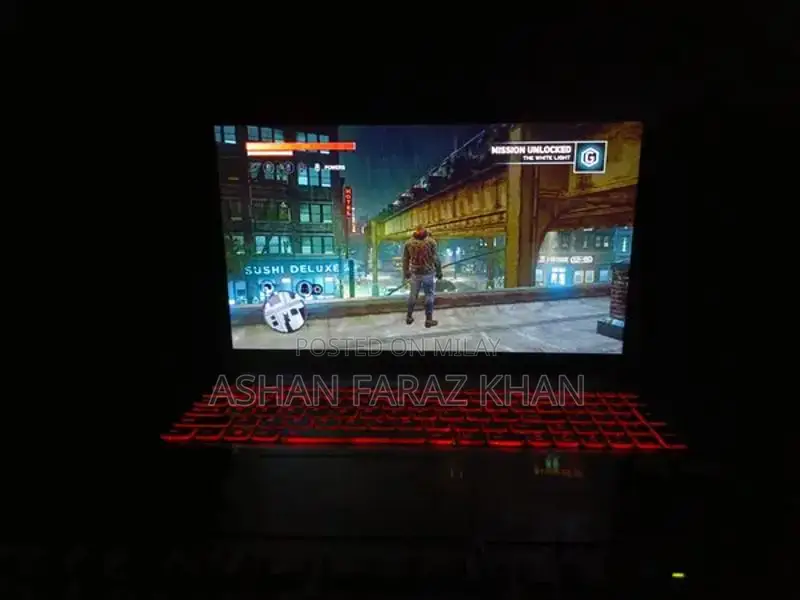 Lenovo IdeaPad Y500 Gaming Laptop with High Performance Specs