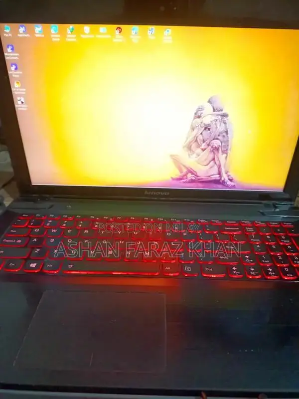 Lenovo IdeaPad Y500 Gaming Laptop with High Performance Specs