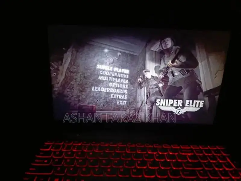 Lenovo IdeaPad Y500 Gaming Laptop with High Performance Specs