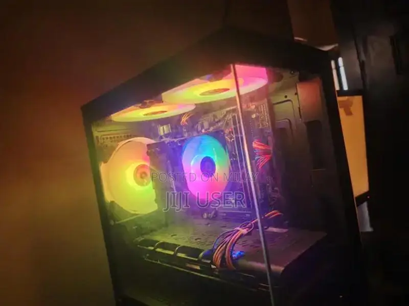 High-Performance Gaming PC with Ryzen 5 and Radeon RX 5700 XT