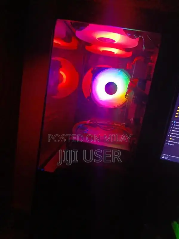 High-Performance Gaming PC with Ryzen 5 and Radeon RX 5700 XT