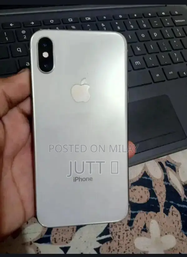 Apple iPhone XS 64GB Smartphone with Good Battery Health