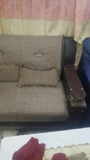 Photo - 2 seater +2 seater  total 4 seater sofa for sale