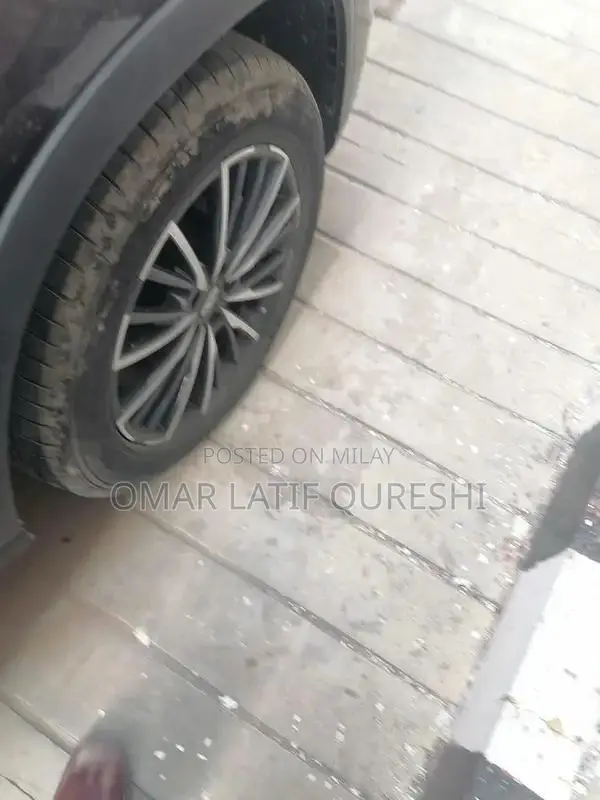 Urban-Friendly SUV Crossover - Single Owner Company Vehicle