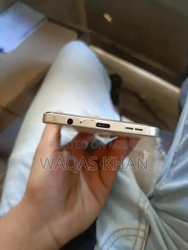 6+6 128new condition