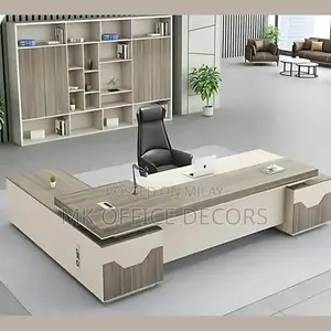 Photo - Executive Modern Office Desk - Spacious Workspace Solution