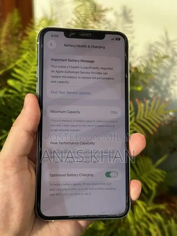 IPhone 11 Pro max With Box 256gb Pta Approved