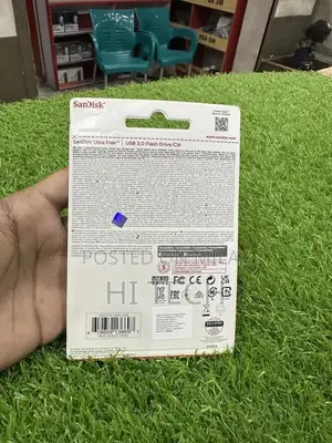 32GB SandDisk Ultra Flair USB 3.0 Flash Drive