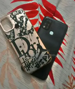 INFINIX HOT 10 PLAY 4/64 OFFICIAL PTA URGENT SALE