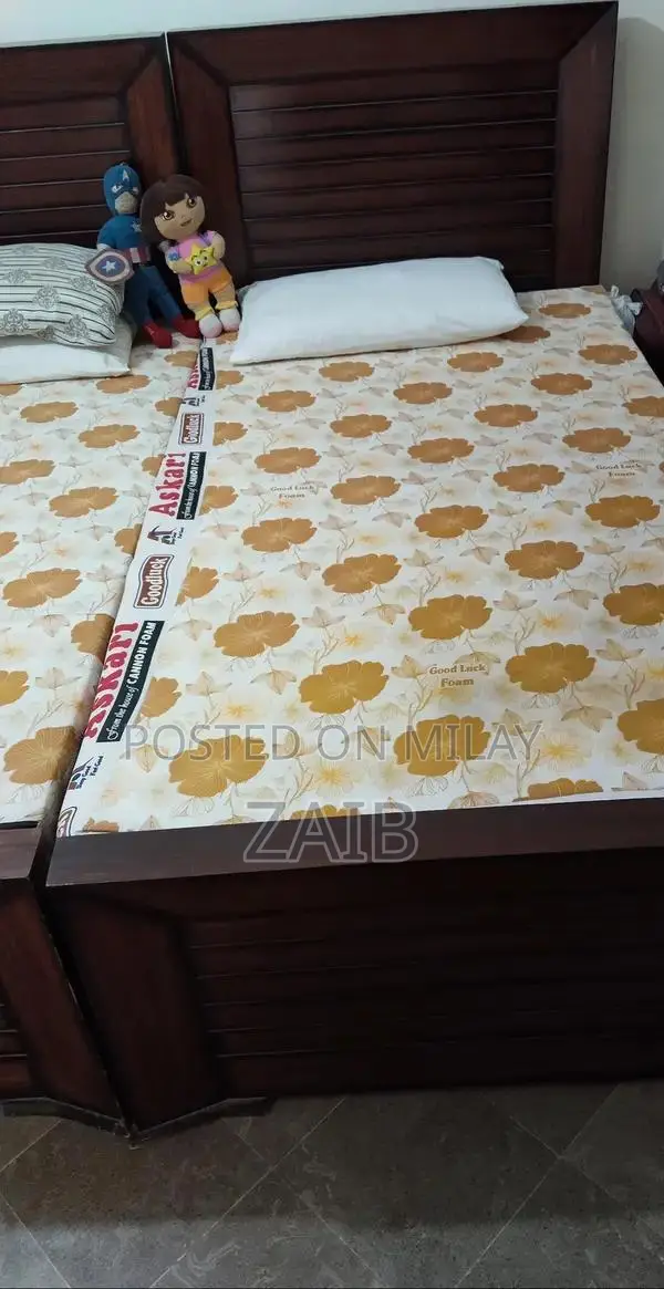 2 single bed with mattress