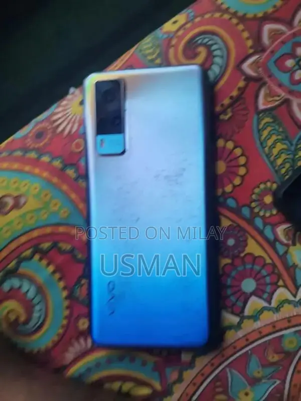 Mobile Smartphone with Original Box and Camera