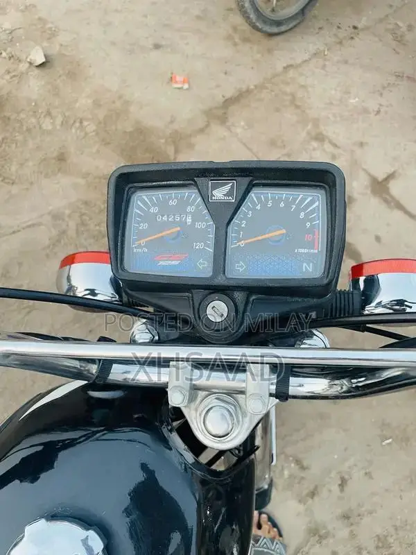 Honda 125 2025 Black