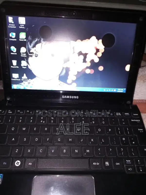 Hi I m salling  samsung Mini laptop