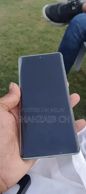 Infinix hot 50pro+ 8+8ram 256gb rom