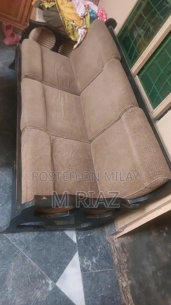 sofa for sail sahiwal