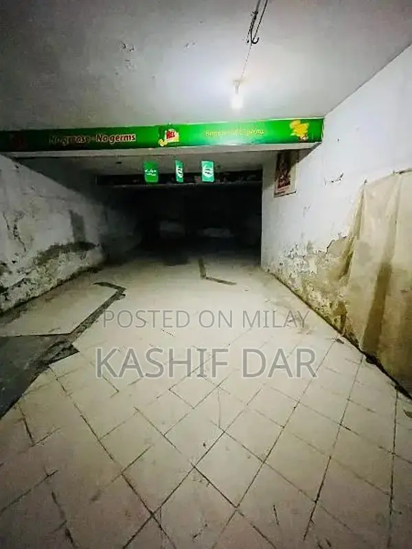 5 Marla Hall available for Rent