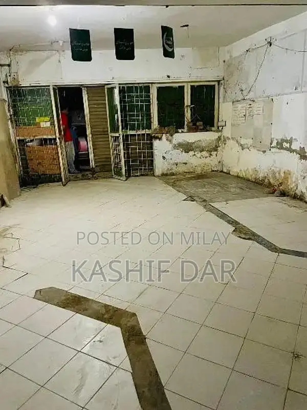 5 Marla Hall available for Rent