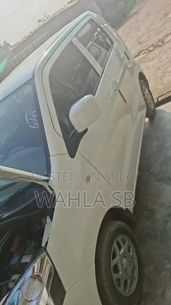 Suzuki Wagon R 2024 - Well-Maintained Compact Hatchback