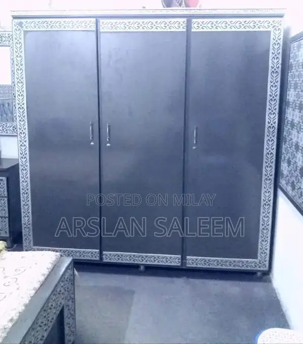 Patex Lamination Sheet Wardrobe with Silver CNC Borders