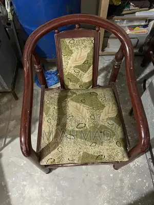 Photo - 2 chair and 2 table for sale