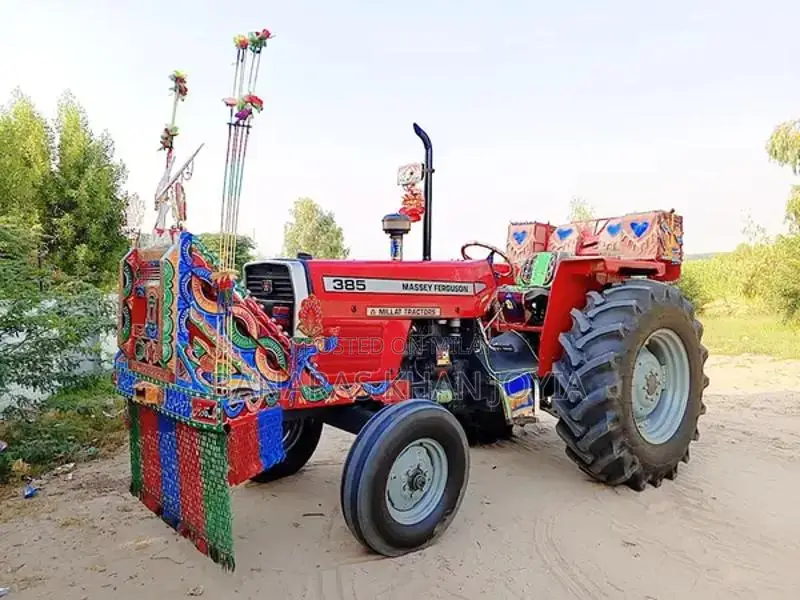 Massey Ferguson 385
