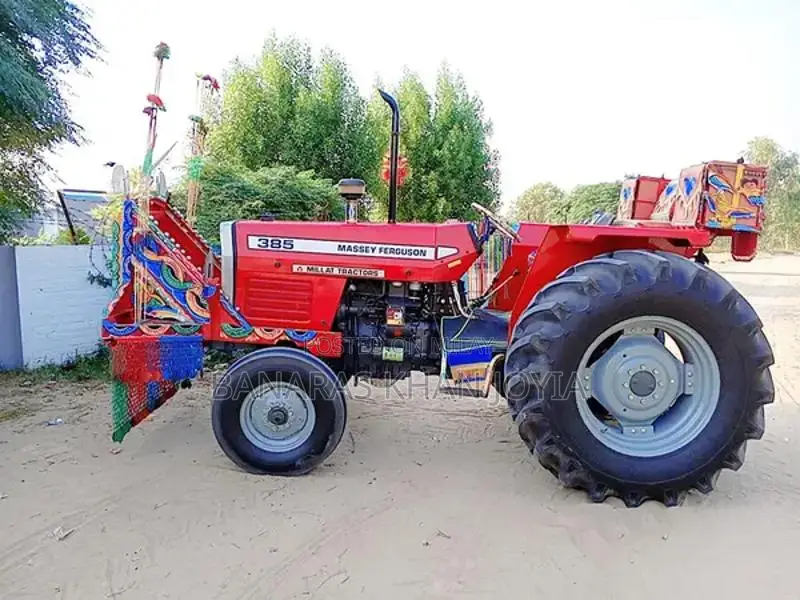 Massey Ferguson 385