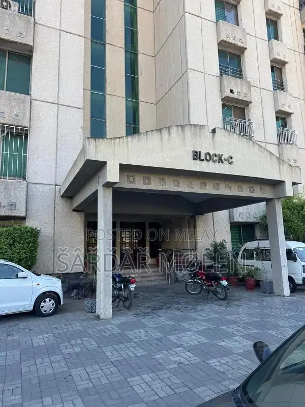 3bed fully furnished apparmemt for rent in bahria town phase 2 safari 