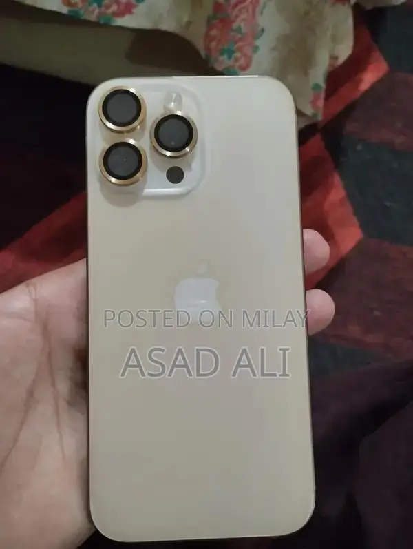 High-Performance Smartphone with Excellent Battery Health