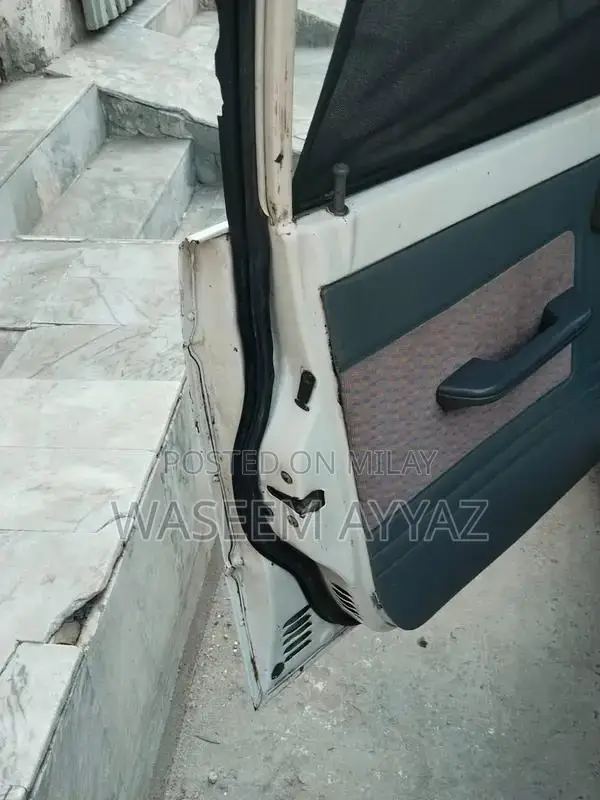 Suzuki Mehran VXR Compact Sedan - Well Maintained 2017 Model