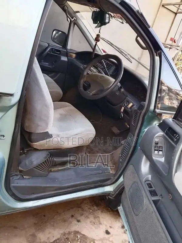 Toyota Estima Previa 7-Seater MPV Family Van