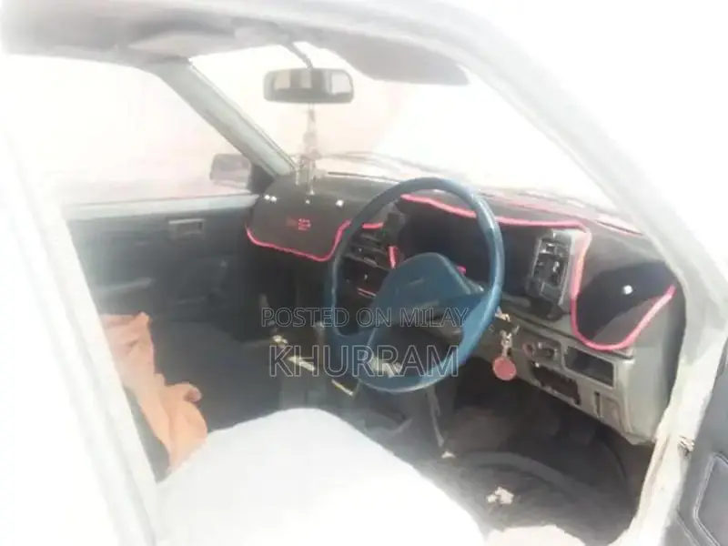 1997 Khyber Sedan - Grey Reliable Vehicle