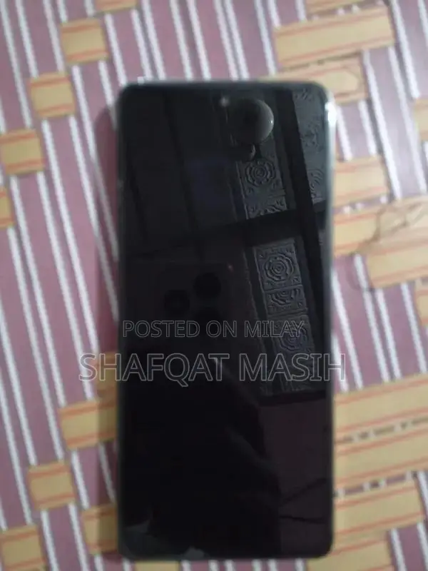 Infinix Note 30 8/256 with Box Charger