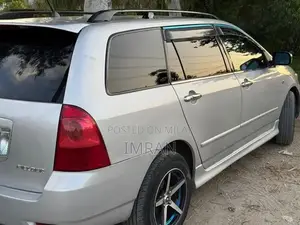 Toyota fielder 2006/ 2012