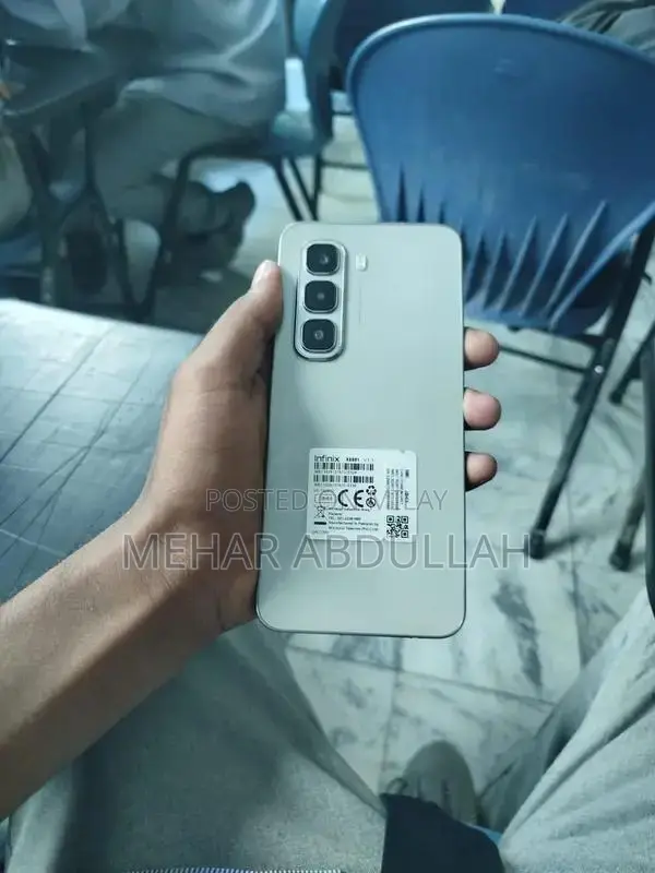 Used Smartphone with 8GB RAM and 128GB Storage