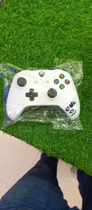 Xbox One Gaming Console in Excellent Condition