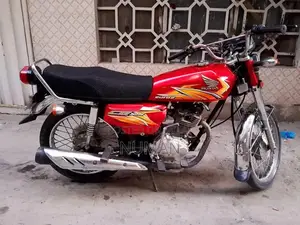 Photo - Honda CG 125 2019A Motorcycle Low Mileage