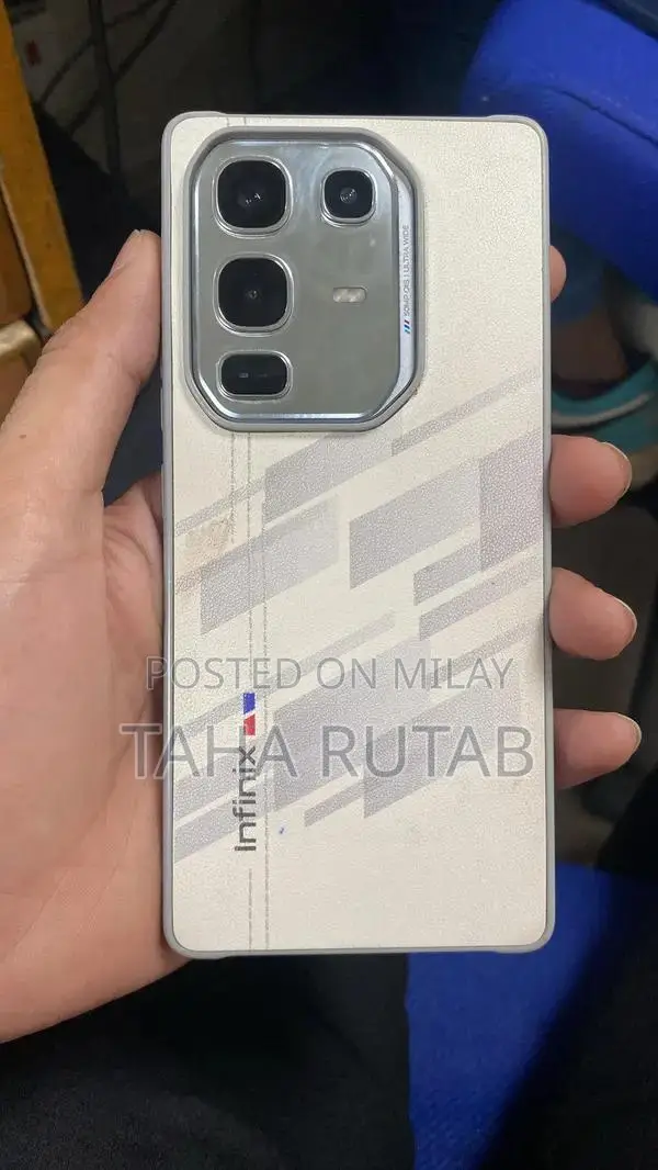 High-Performance Smartphone with Advanced Camera & Display