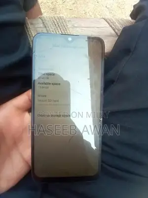 10x10 Mobile Device with Panel Change Technology