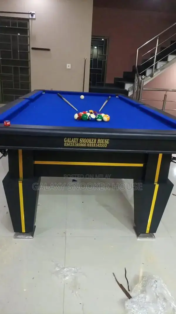 Professional Snooker Table - High-Quality Indoor Gaming Equipment