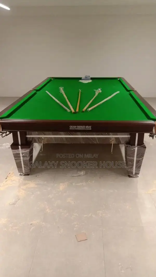 Professional Snooker Table - High-Quality Indoor Gaming Equipment