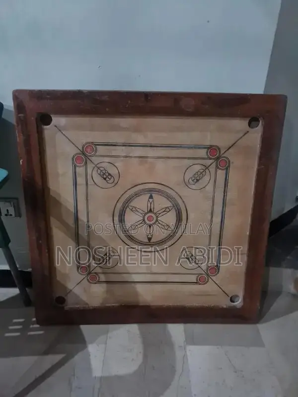 carrom board