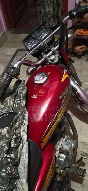 United 125 Motorcycle - Low Mileage 2021 Model