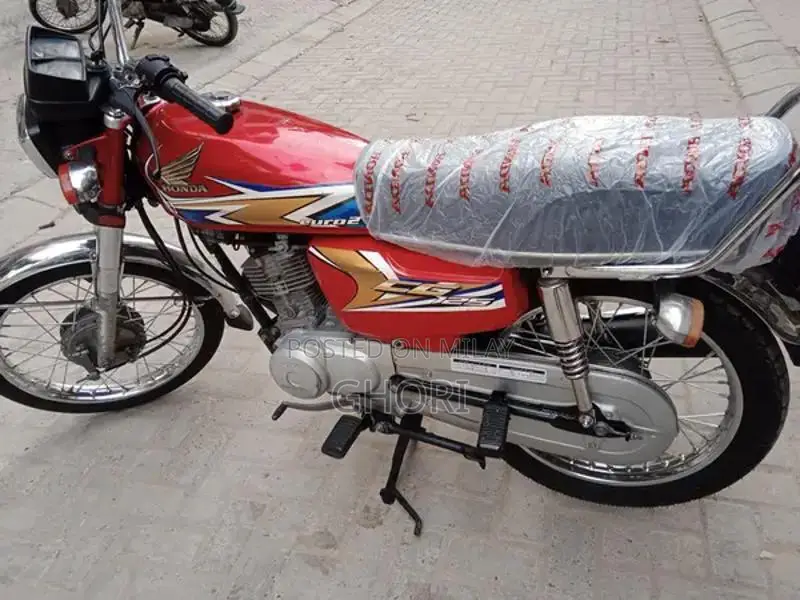 honda 125 Karachi number 20 model